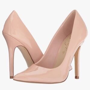NWOB Fergie Women's Alexi Pump in Light Pink Size 8